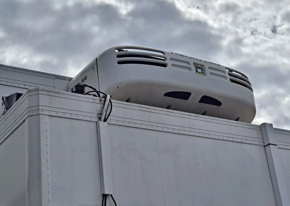 Schmitz Cargobull Chłodnia BDF kontener z agregatem Thermo King MD300 - Рефрижератор причіп: фото 2 Schmitz Cargobull Chłodnia BDF kontener z agregatem Thermo King MD300 - Рефрижератор причіп: фото 2