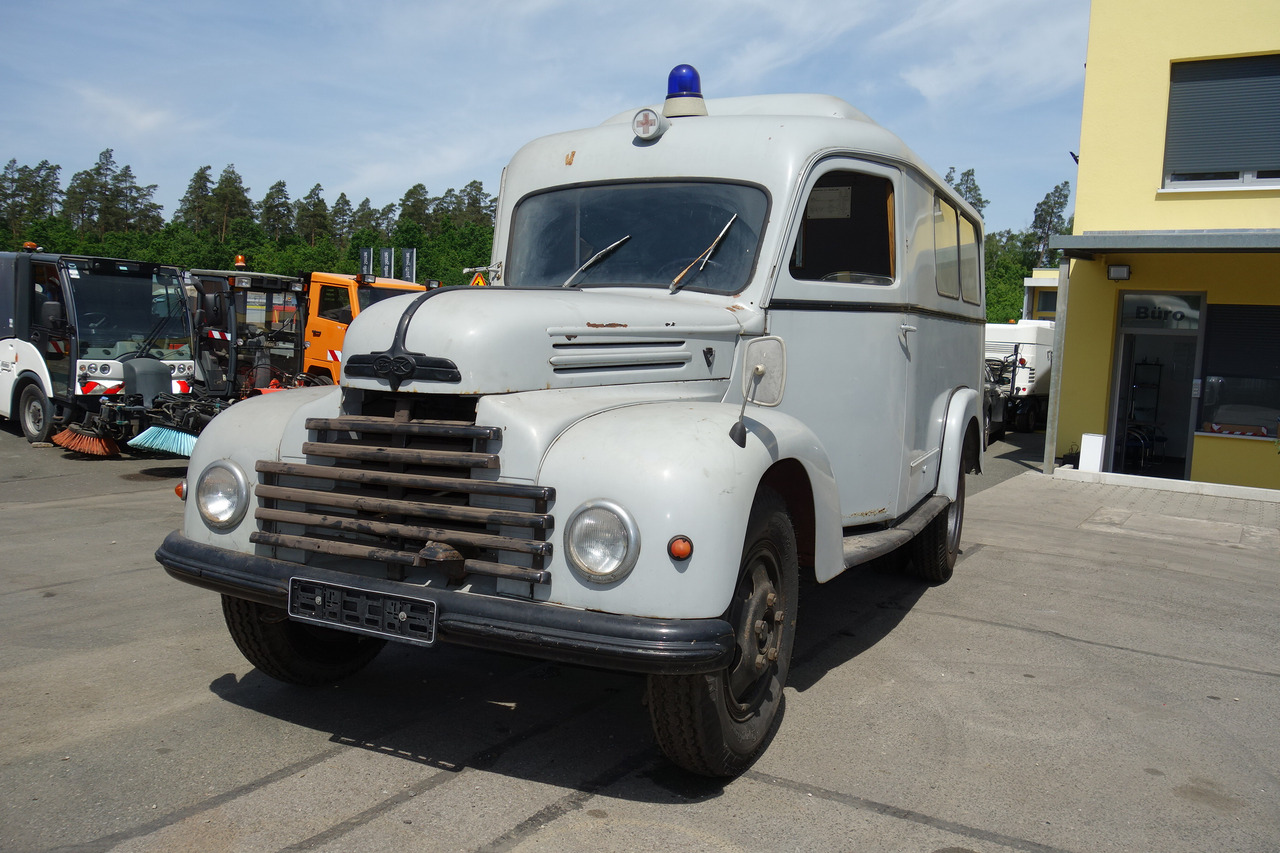 FORD Ford FK 3500 V8 mit H-Kennzeichen Oldtimer - Карета швидкої допомоги: фото 1 FORD Ford FK 3500 V8 mit H-Kennzeichen Oldtimer - Карета швидкої допомоги: фото 1