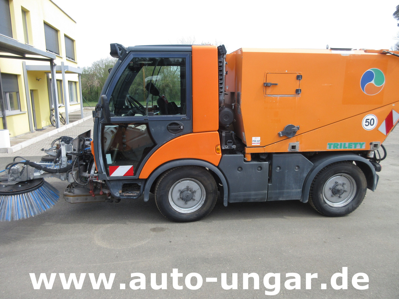 Multicar Tremo X56 4x4 Euro 5 Bj. 2015 Trilety TXK Kehr-Aufbau Motorschaden - Комунальна/ Спеціальна техніка: фото 4 Multicar Tremo X56 4x4 Euro 5 Bj. 2015 Trilety TXK Kehr-Aufbau Motorschaden - Комунальна/ Спеціальна техніка: фото 4