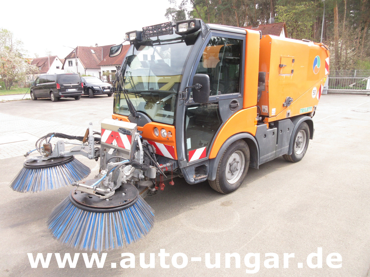 Multicar Tremo X56 4x4 Euro 5 Bj. 2015 Trilety TXK Kehr-Aufbau Motorschaden - Комунальна/ Спеціальна техніка: фото 3 Multicar Tremo X56 4x4 Euro 5 Bj. 2015 Trilety TXK Kehr-Aufbau Motorschaden - Комунальна/ Спеціальна техніка: фото 3