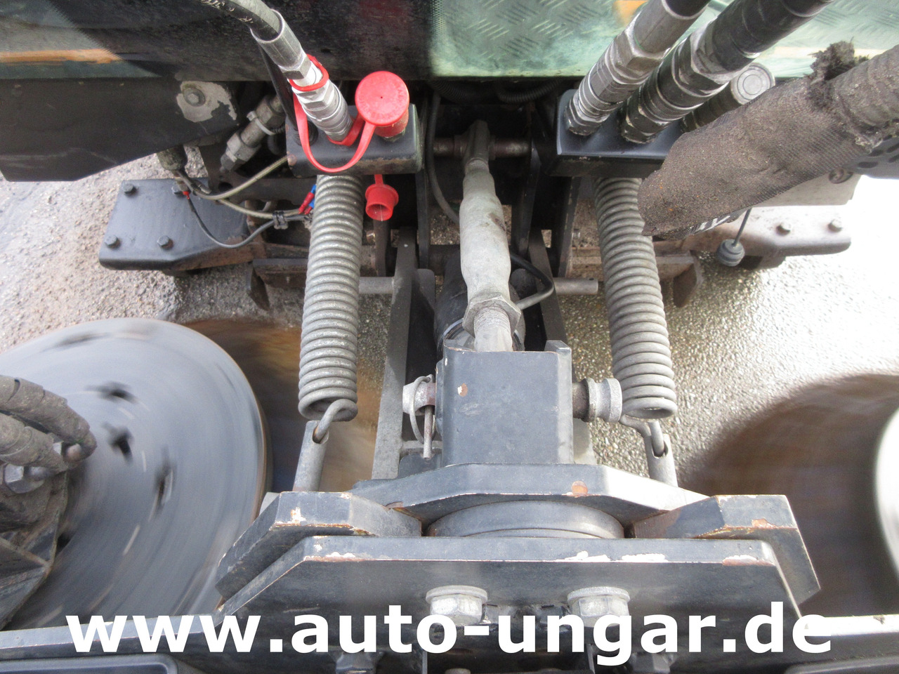 Nilfisk CR3500 Geräteträger Kommunalfahrzeug 4x4 Kehrmaschine Schmidt Flexigo - Підмітально-прибиральна машина: фото 4 Nilfisk CR3500 Geräteträger Kommunalfahrzeug 4x4 Kehrmaschine Schmidt Flexigo - Підмітально-прибиральна машина: фото 4