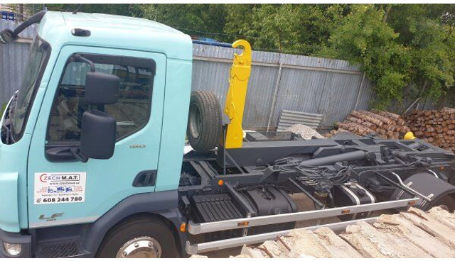 DAF 12t LF180 FA - Гаковий мультиліфт вантажівка: фото 4 DAF 12t LF180 FA - Гаковий мультиліфт вантажівка: фото 4