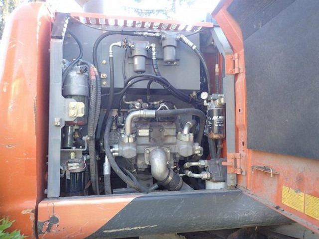 Колісний екскаватор Hitachi Zaxis 140W-5B: фото 12