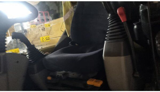 Komatsu PW 138 MR - Колісний екскаватор: фото 4 Komatsu PW 138 MR - Колісний екскаватор: фото 4