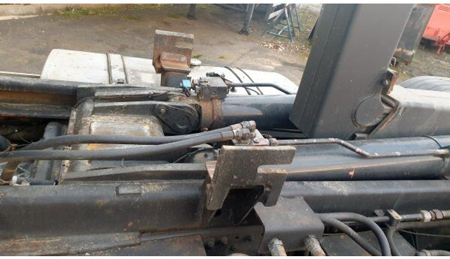 Гаковий мультиліфт вантажівка MAN TGA 26.460: фото 19