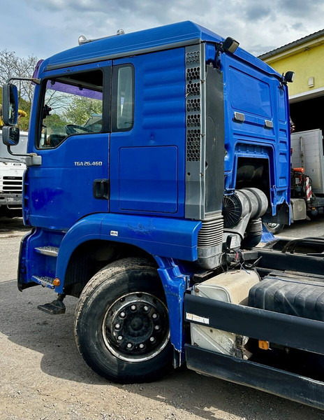 Гаковий мультиліфт вантажівка MAN TGA 26.460: фото 9