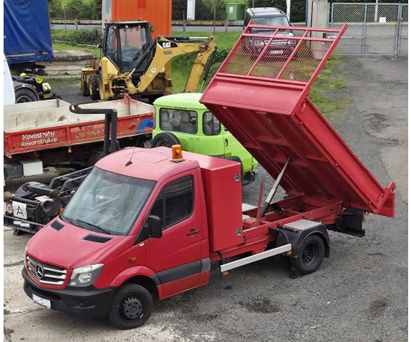Mercedes-Benz Sprinter 516 CDI 2.2 - Малотоннажний самоскид: фото 1 Mercedes-Benz Sprinter 516 CDI 2.2 - Малотоннажний самоскид: фото 1