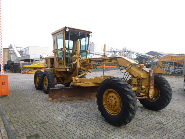 CATERPILLAR 120G - Грейдер: фото 4 CATERPILLAR 120G - Грейдер: фото 4