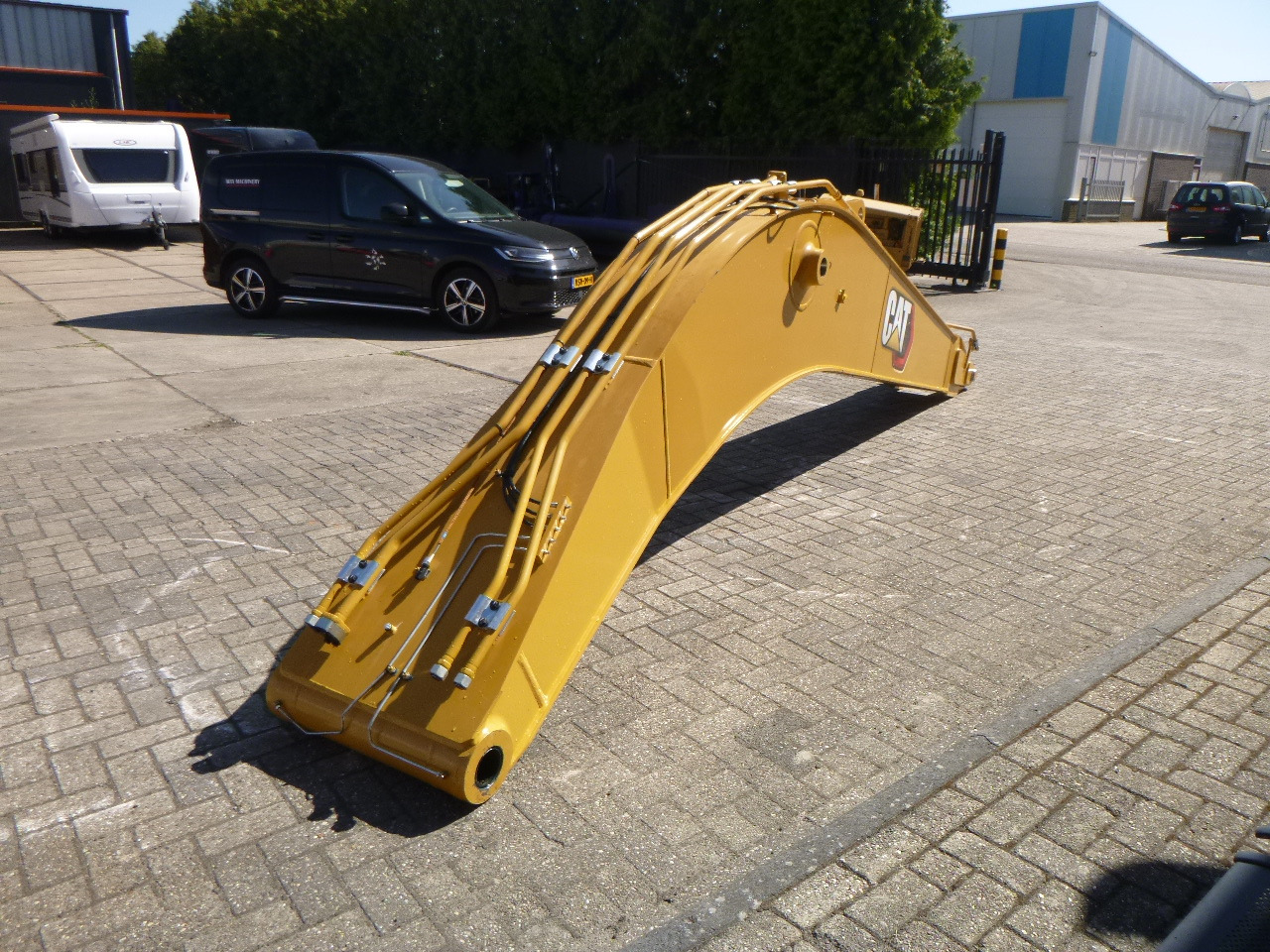 CATERPILLAR 320 GX / 320 GC - Стріла в категорії Екскаватори: фото 2 CATERPILLAR 320 GX / 320 GC - Стріла в категорії Екскаватори: фото 2