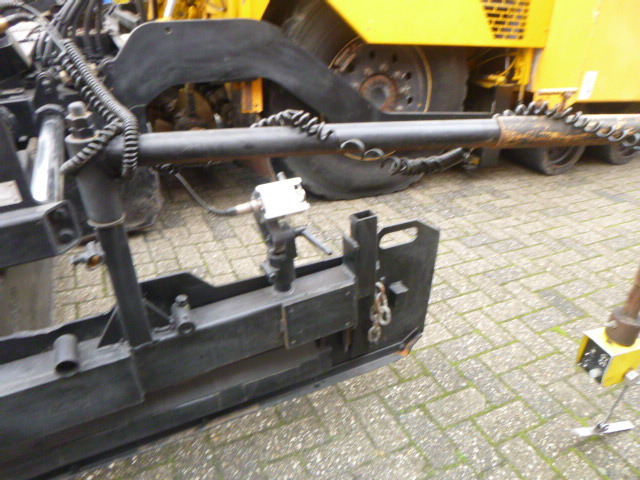 Асфальтоукладач INGERSOLL RAND ABG TITAN 473: фото 25