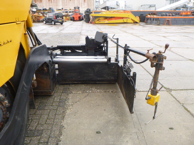 Асфальтоукладач INGERSOLL RAND ABG TITAN 473: фото 18