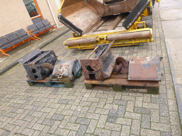 Асфальтоукладач INGERSOLL RAND ABG TITAN 473: фото 39