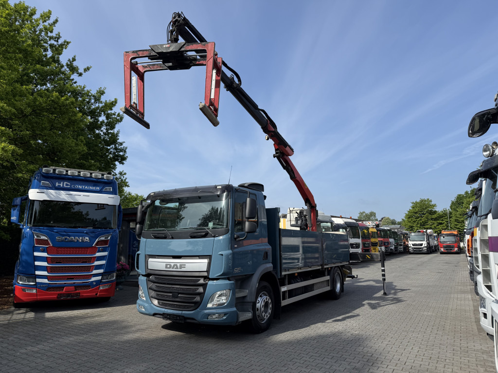 Daf CF320 Palfinger PK12001L Baustoffkran - Бортова вантажівка/ Платформа, Вантажівка з маніпулятором: фото 1 Daf CF320 Palfinger PK12001L Baustoffkran - Бортова вантажівка/ Платформа, Вантажівка з маніпулятором: фото 1