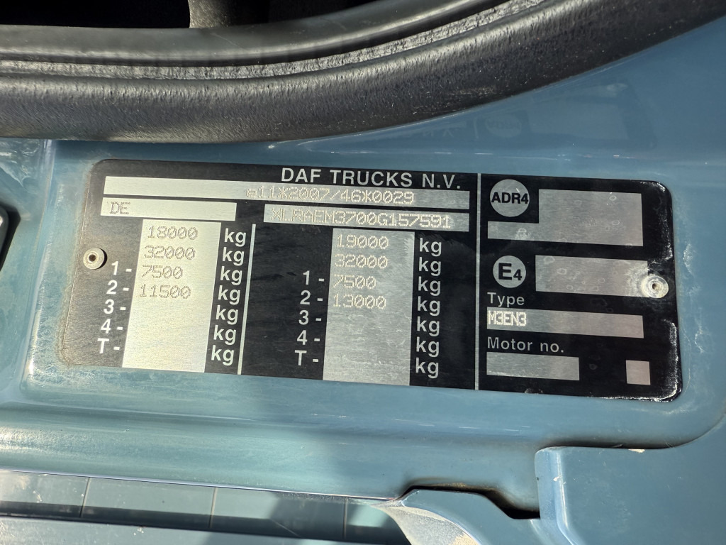 Daf CF320 Palfinger PK12001L Baustoffkran - Вантажівка з маніпулятором, Бортова вантажівка/ Платформа: фото 4 Daf CF320 Palfinger PK12001L Baustoffkran - Вантажівка з маніпулятором, Бортова вантажівка/ Платформа: фото 4