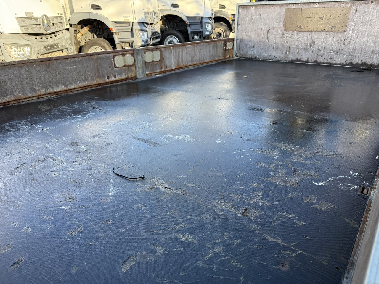 Iveco Daily 70C17 HMF 635 Kran bis 11 Meter - Бортова вантажівка/ Платформа, Вантажівка з маніпулятором: фото 3 Iveco Daily 70C17 HMF 635 Kran bis 11 Meter - Бортова вантажівка/ Платформа, Вантажівка з маніпулятором: фото 3