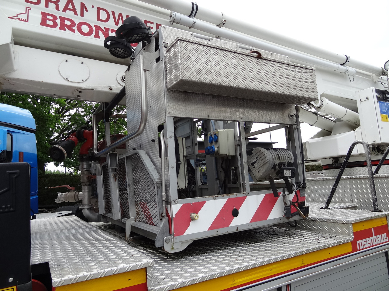 MAN L2000 18.284 Feuerwehr Bronto Skylift 27 Meter - Автовишка: фото 3 MAN L2000 18.284 Feuerwehr Bronto Skylift 27 Meter - Автовишка: фото 3