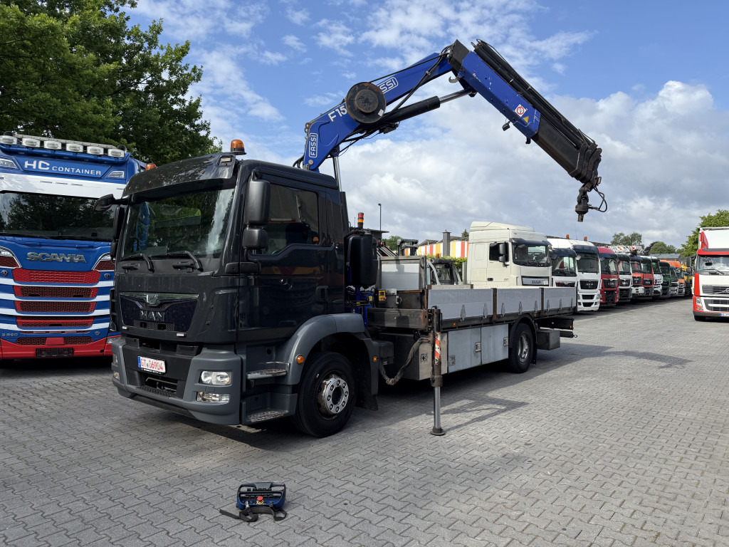 MAN TGM 15.250 Kran Fassi F150 - Вантажівка з маніпулятором, Бортова вантажівка/ Платформа: фото 1 MAN TGM 15.250 Kran Fassi F150 - Вантажівка з маніпулятором, Бортова вантажівка/ Платформа: фото 1