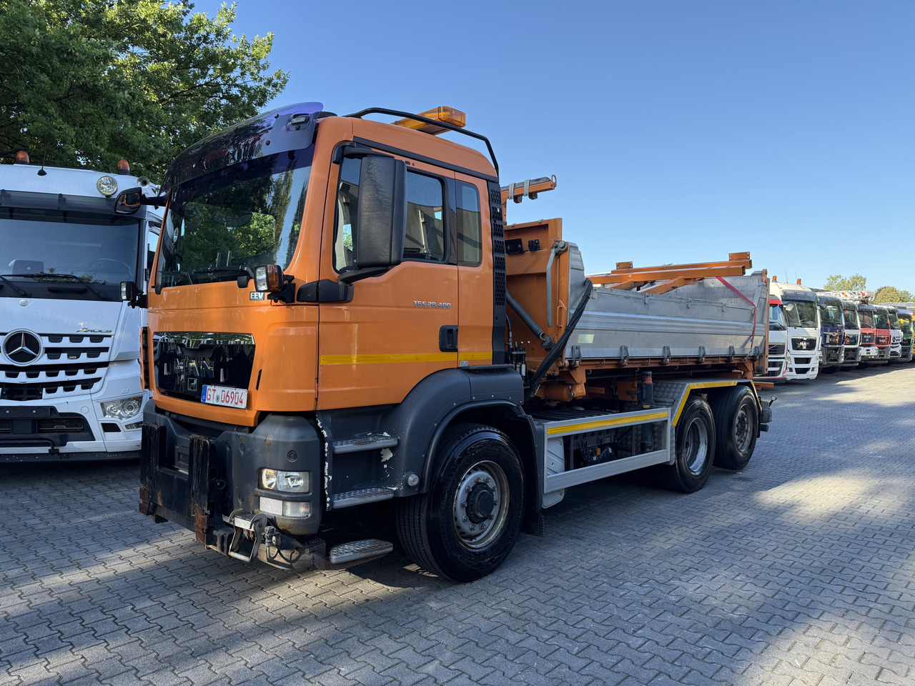 MAN TGS 28.400 6X4H-4 BL - Вантажівка шасі, Вантажівка з маніпулятором: фото 1 MAN TGS 28.400 6X4H-4 BL - Вантажівка шасі, Вантажівка з маніпулятором: фото 1