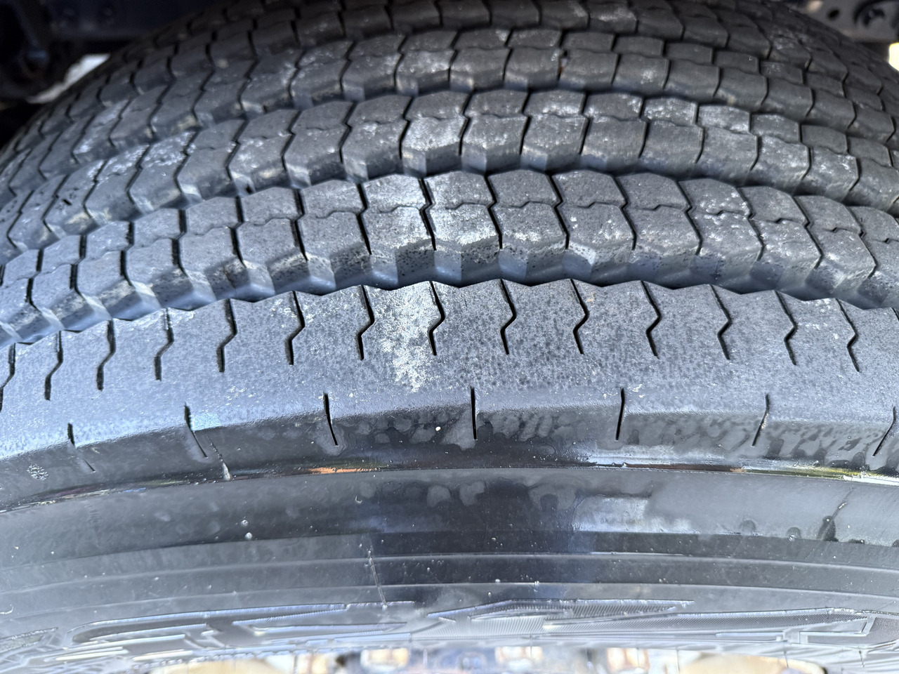 Самоскид вантажівка, Вантажівка з маніпулятором MAN TGS 28.400 6X4H-4 BL: фото 6