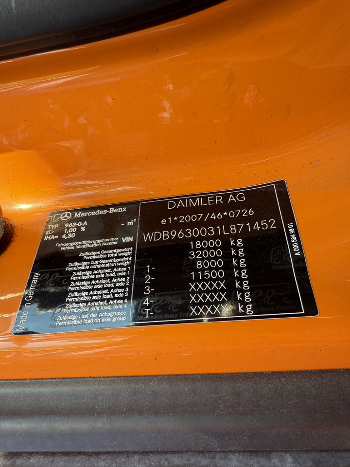 Mercedes-Benz Actros 1827 Kran Palfinger PK 9002 - Тентована вантажівка, Вантажівка з маніпулятором: фото 3 Mercedes-Benz Actros 1827 Kran Palfinger PK 9002 - Тентована вантажівка, Вантажівка з маніпулятором: фото 3