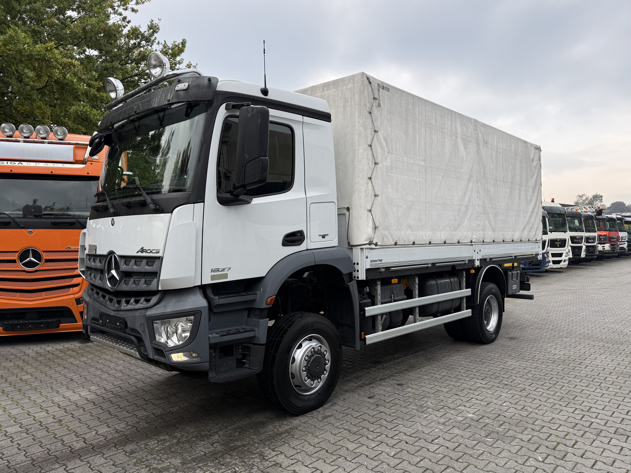 Бортова вантажівка/ Платформа Mercedes-Benz Arocs 1827 AK 4X4 Ex-: фото 9