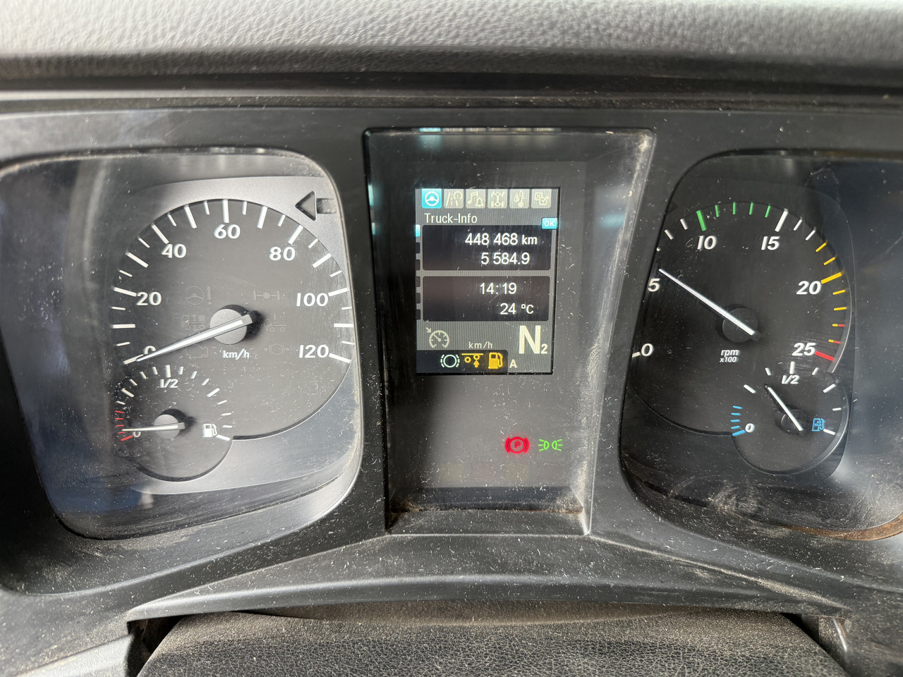 Mercedes-Benz Arocs 3251 8X4 Haken mit Kran HMF 2620 K5 - Гаковий мультиліфт вантажівка, Вантажівка з маніпулятором: фото 5 Mercedes-Benz Arocs 3251 8X4 Haken mit Kran HMF 2620 K5 - Гаковий мультиліфт вантажівка, Вантажівка з маніпулятором: фото 5