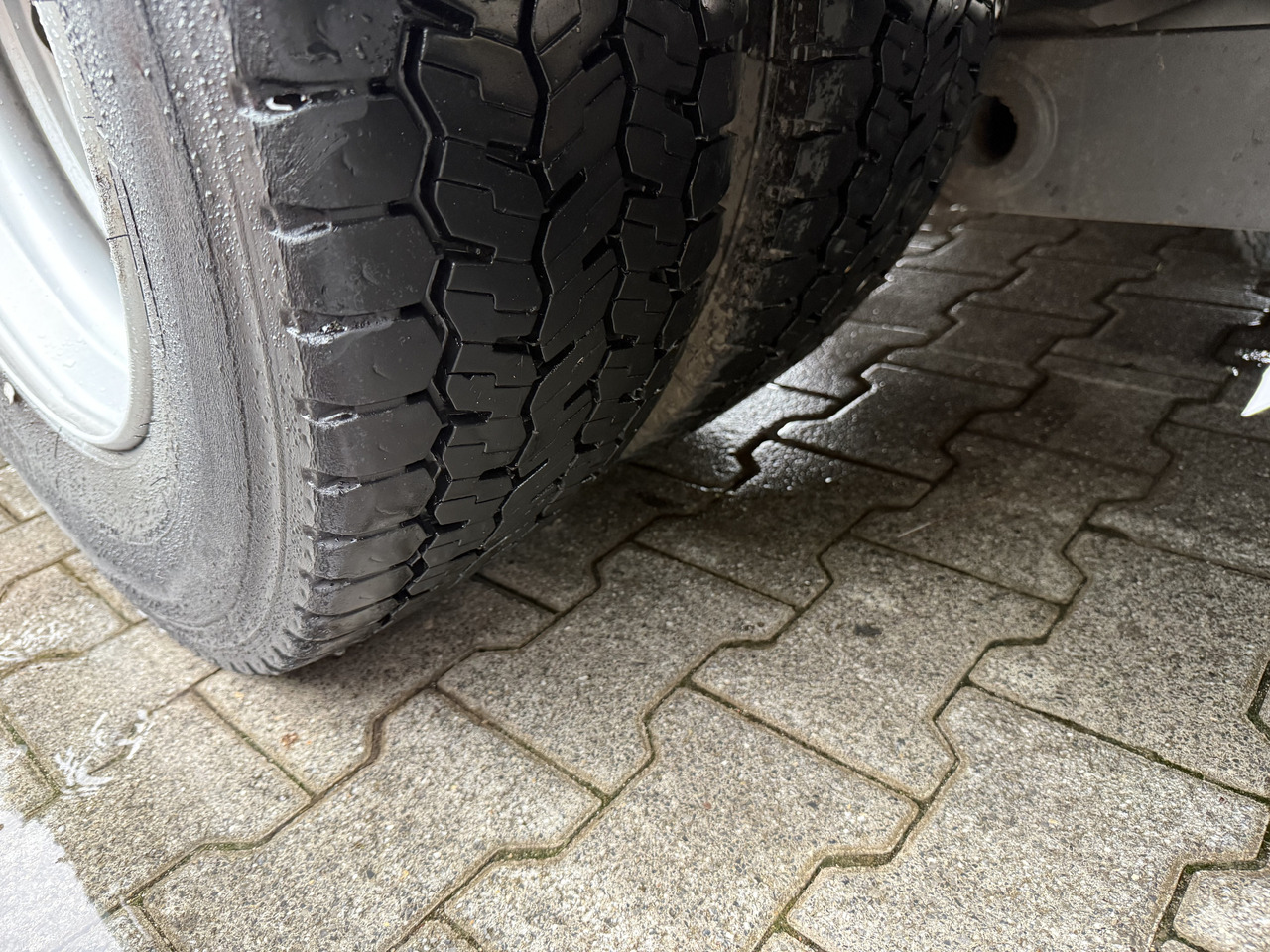 Mercedes-Benz Atego 1227 Kran MKG 96 - Бортова вантажівка/ Платформа, Вантажівка з маніпулятором: фото 3 Mercedes-Benz Atego 1227 Kran MKG 96 - Бортова вантажівка/ Платформа, Вантажівка з маніпулятором: фото 3