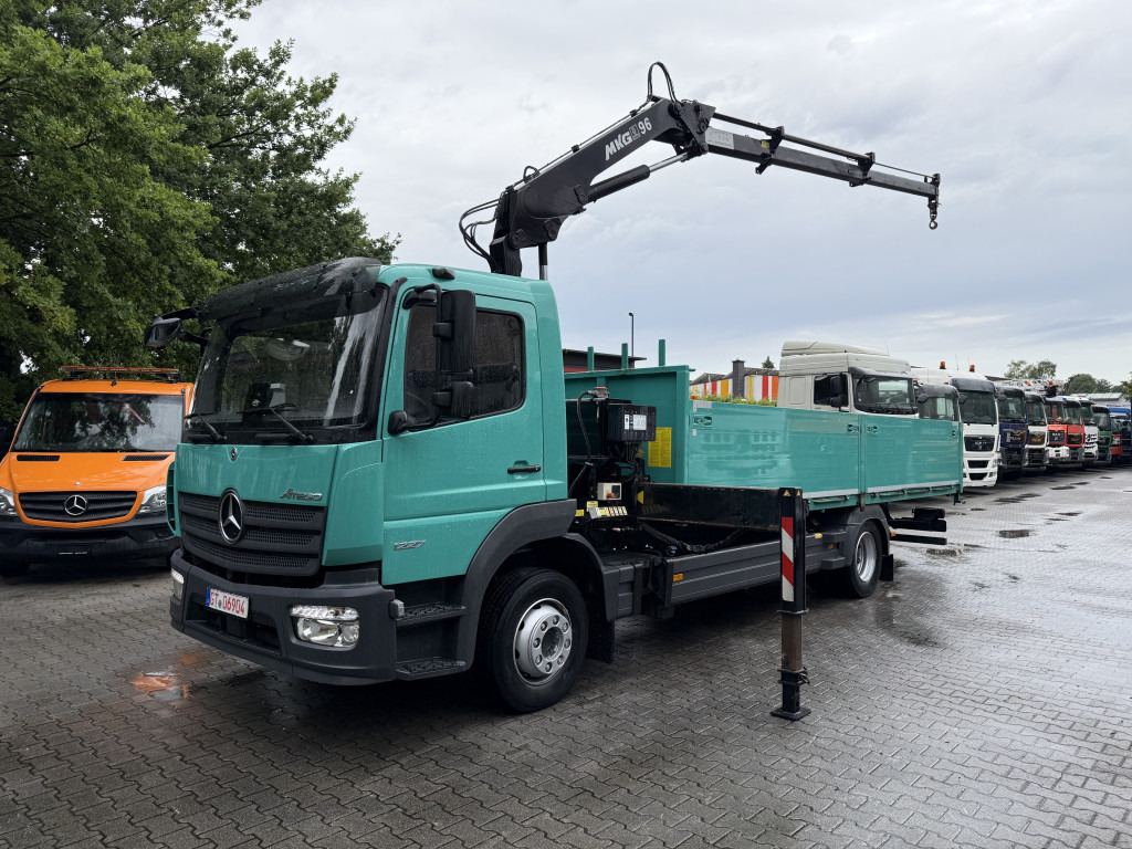 Mercedes-Benz Atego 1227 Kran MKG 96 - Бортова вантажівка/ Платформа, Вантажівка з маніпулятором: фото 1 Mercedes-Benz Atego 1227 Kran MKG 96 - Бортова вантажівка/ Платформа, Вантажівка з маніпулятором: фото 1