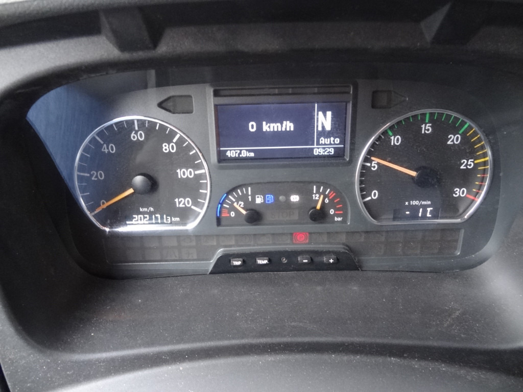 Mercedes-Benz Atego 822 - Вантажівка з закритим кузовом: фото 2 Mercedes-Benz Atego 822 - Вантажівка з закритим кузовом: фото 2