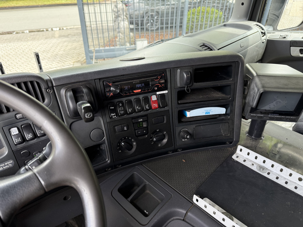 Scania P420 8X2*6 - Вантажівка шасі: фото 2 Scania P420 8X2*6 - Вантажівка шасі: фото 2