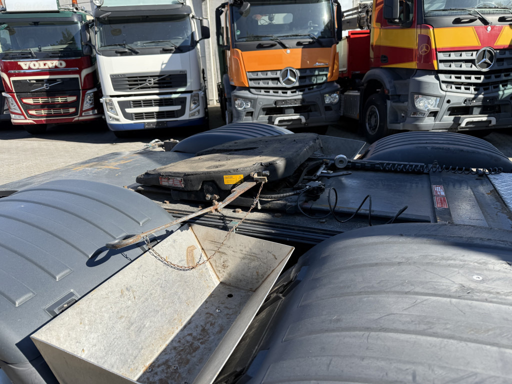 Scania R400 6X2 Kran Hiab 377-8 bis 25 Meter - Вантажівка з маніпулятором, Тягач: фото 2 Scania R400 6X2 Kran Hiab 377-8 bis 25 Meter - Вантажівка з маніпулятором, Тягач: фото 2