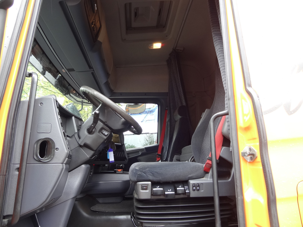 Scania R480 6X2*4 Kran Atlas 240 bis 20 Meter - Бортова вантажівка/ Платформа, Вантажівка з маніпулятором: фото 3 Scania R480 6X2*4 Kran Atlas 240 bis 20 Meter - Бортова вантажівка/ Платформа, Вантажівка з маніпулятором: фото 3