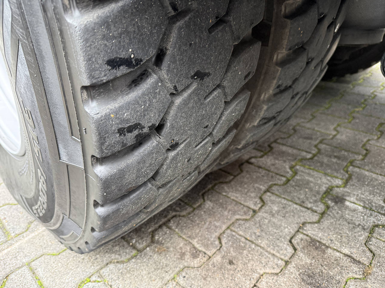 Mercedes-Benz Actros 2548 LS 6X2 Kran HMF 3220 bis 16 Meter - Тягач: фото 4 Mercedes-Benz Actros 2548 LS 6X2 Kran HMF 3220 bis 16 Meter - Тягач: фото 4