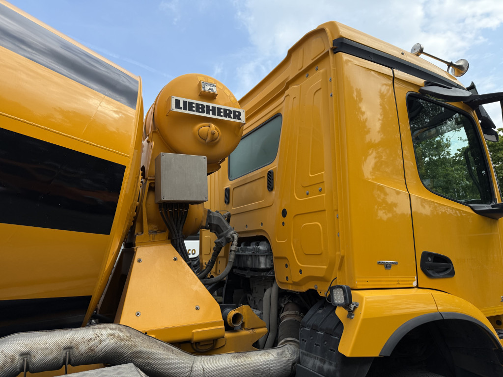 Mercedes-Benz Arocs 3243 8X4 Liebherr HTM1004 - Вантажівка: фото 3 Mercedes-Benz Arocs 3243 8X4 Liebherr HTM1004 - Вантажівка: фото 3