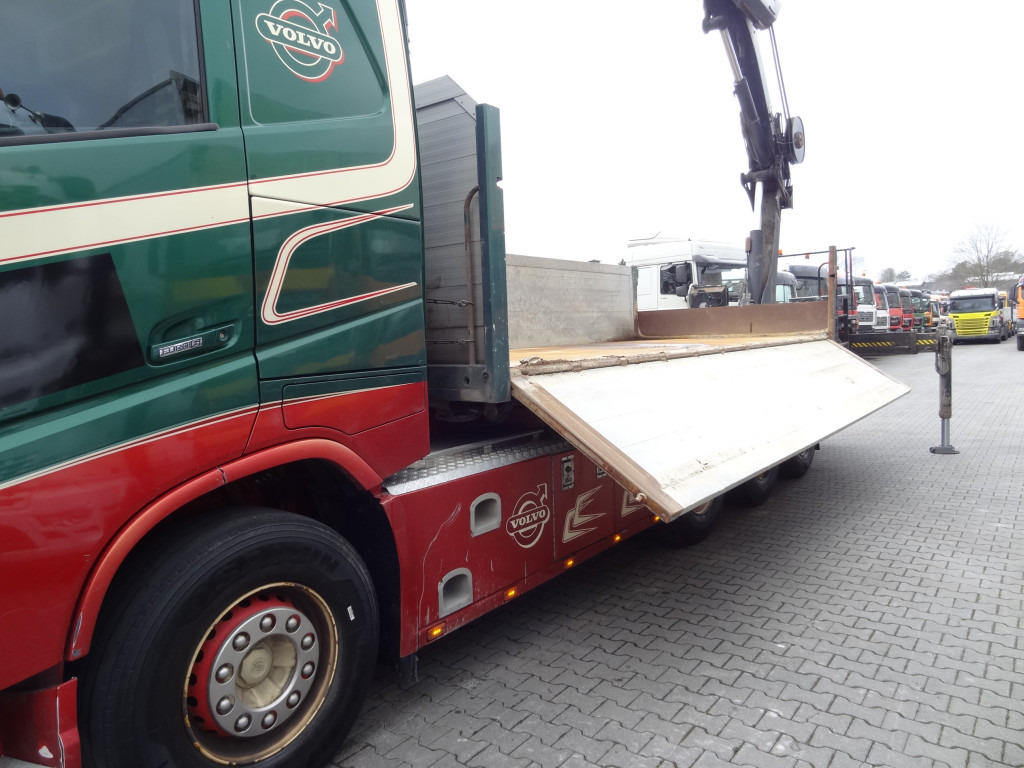 Volvo FH540 8X4 Kipper mit Kran Hiab 244-5 - Самоскид вантажівка, Вантажівка з маніпулятором: фото 2 Volvo FH540 8X4 Kipper mit Kran Hiab 244-5 - Самоскид вантажівка, Вантажівка з маніпулятором: фото 2