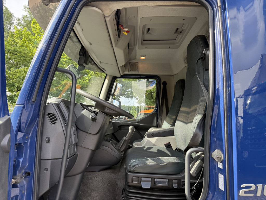 Volvo FL210 14 Tonner - Тентована вантажівка: фото 4 Volvo FL210 14 Tonner - Тентована вантажівка: фото 4