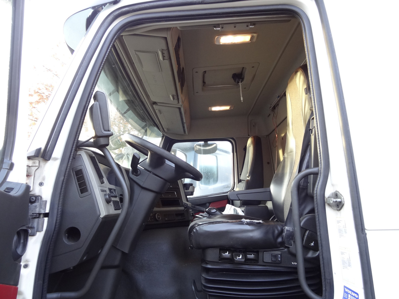 Volvo FM420 4X4 X-Track - Вантажівка шасі: фото 4 Volvo FM420 4X4 X-Track - Вантажівка шасі: фото 4