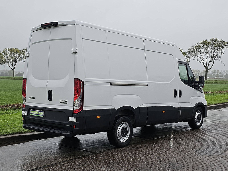 Iveco Daily 35 S 3.0ltr ac aut. EURO6 - Суцільнометалевий фургон: фото 3 Iveco Daily 35 S 3.0ltr ac aut. EURO6 - Суцільнометалевий фургон: фото 3