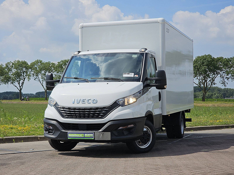 Iveco Daily 35C16 Bakwagen Laadklep - Фургон з закритим кузовом: фото 1 Iveco Daily 35C16 Bakwagen Laadklep - Фургон з закритим кузовом: фото 1