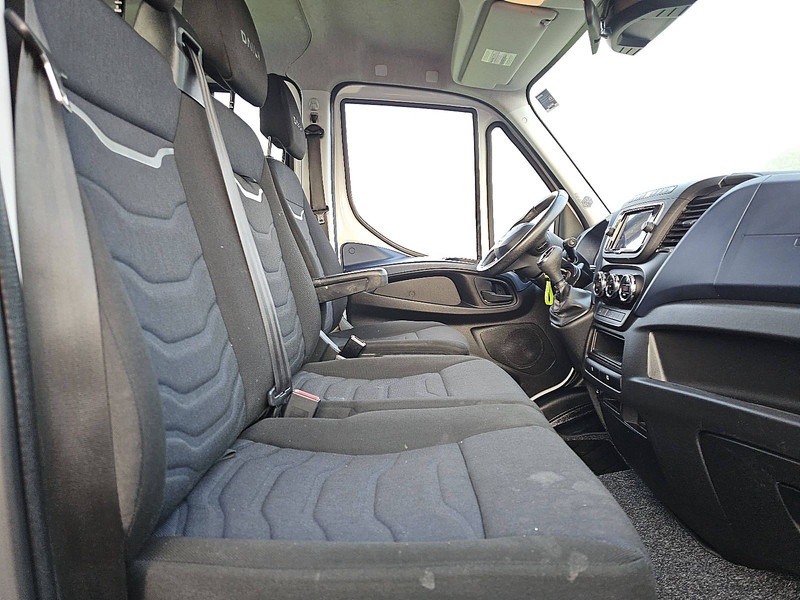 Iveco Daily 35C18 DUB.CAB 3.0Ltr 180Pk в лізинг Iveco Daily 35C18 DUB.CAB 3.0Ltr 180Pk: фото 7