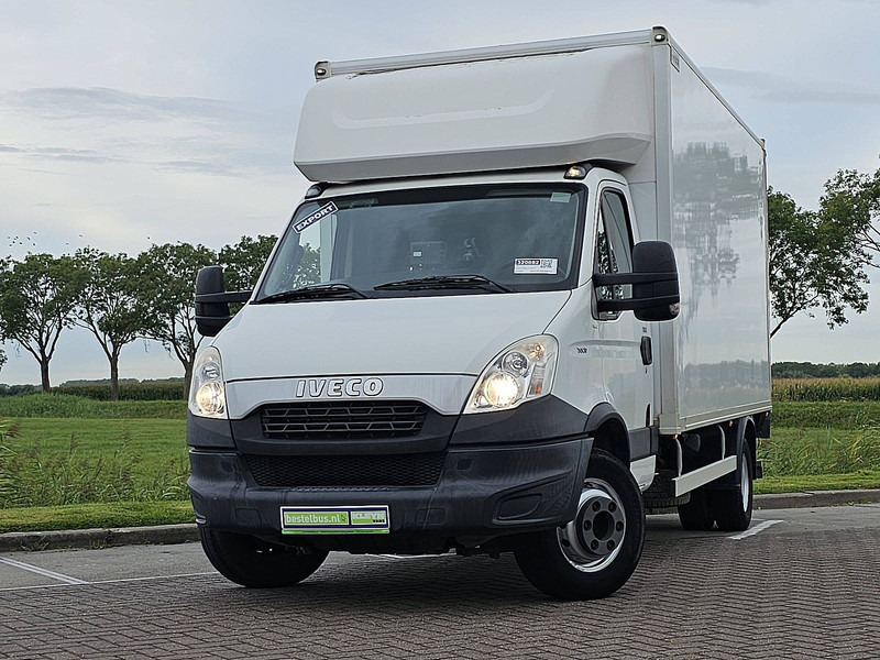 Iveco Daily 70C17 Bakwagen Laadklep! - Фургон з закритим кузовом: фото 1 Iveco Daily 70C17 Bakwagen Laadklep! - Фургон з закритим кузовом: фото 1