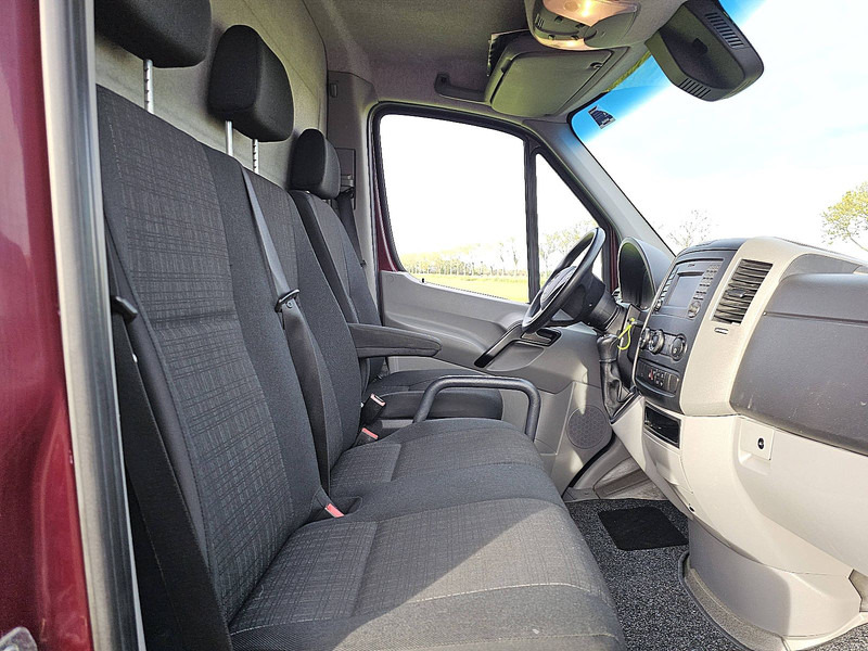 Mercedes-Benz 211 в лізинг Mercedes-Benz 211: фото 7