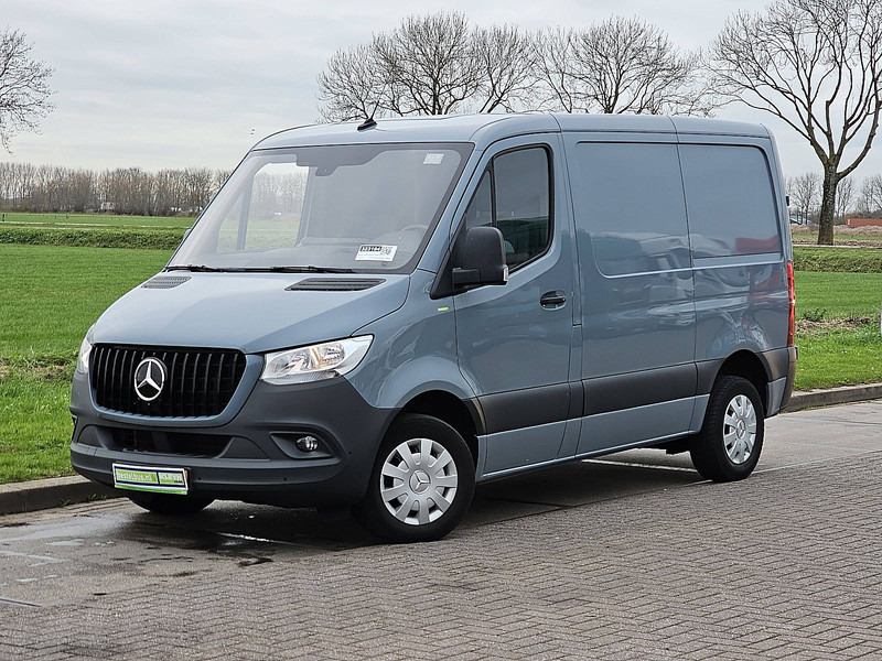 Mercedes-Benz Sprinter 211 automaat EURO6 - Легковий фургон: фото 2 Mercedes-Benz Sprinter 211 automaat EURO6 - Легковий фургон: фото 2