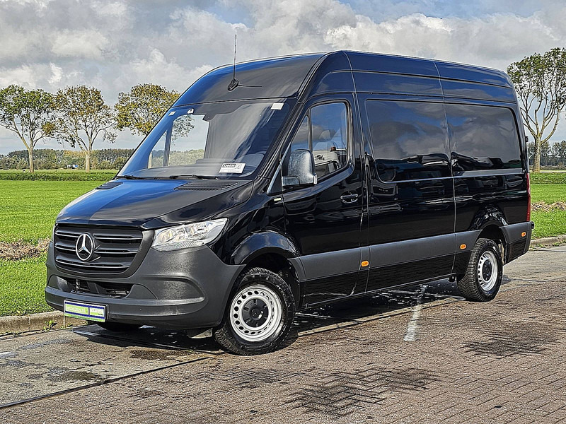 Mercedes-Benz Sprinter 315 L2H2 Automaat Mbux! - Суцільнометалевий фургон: фото 2 Mercedes-Benz Sprinter 315 L2H2 Automaat Mbux! - Суцільнометалевий фургон: фото 2