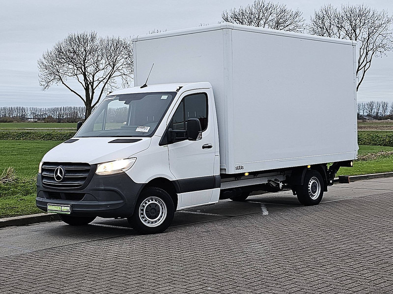 Mercedes-Benz Sprinter 316 Bakwagen Laadklep! - Фургон з закритим кузовом: фото 2 Mercedes-Benz Sprinter 316 Bakwagen Laadklep! - Фургон з закритим кузовом: фото 2