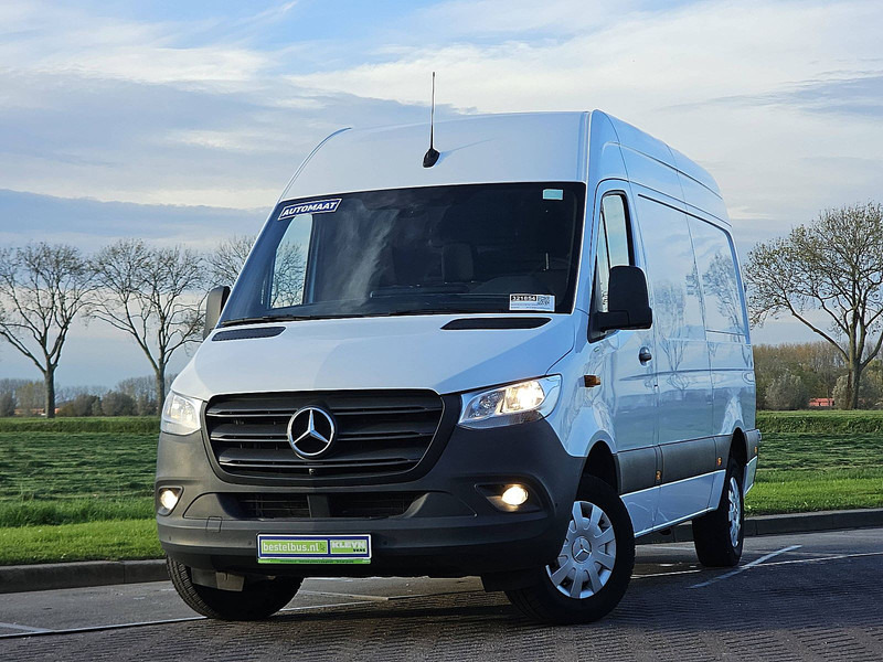Mercedes-Benz Sprinter 317 L2H2 Mbux Navi Euro6 - Суцільнометалевий фургон: фото 1 Mercedes-Benz Sprinter 317 L2H2 Mbux Navi Euro6 - Суцільнометалевий фургон: фото 1