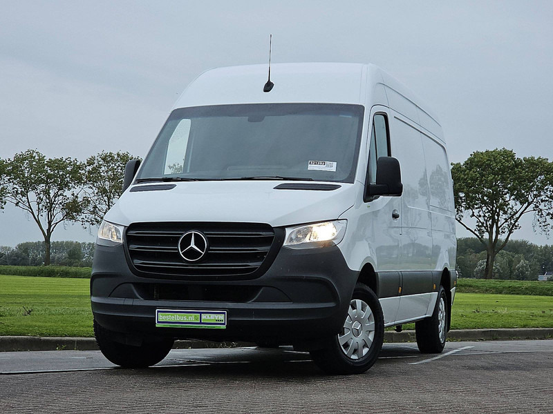 Mercedes-Benz Sprinter 317 L2H2 Navi RWD - Суцільнометалевий фургон: фото 1 Mercedes-Benz Sprinter 317 L2H2 Navi RWD - Суцільнометалевий фургон: фото 1