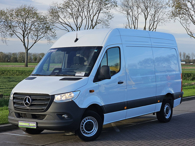 Mercedes-Benz Sprinter 317 L2H2 RWD Mbux10 - Суцільнометалевий фургон: фото 2 Mercedes-Benz Sprinter 317 L2H2 RWD Mbux10 - Суцільнометалевий фургон: фото 2