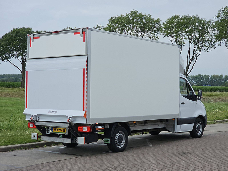 Mercedes-Benz Sprinter 317 ac LED EURO6 - Фургон з закритим кузовом: фото 3 Mercedes-Benz Sprinter 317 ac LED EURO6 - Фургон з закритим кузовом: фото 3