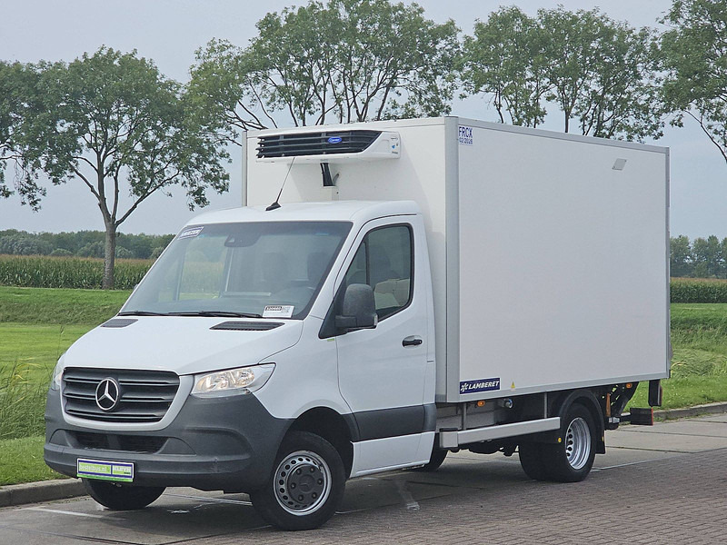 Mercedes-Benz Sprinter 516 CDI FRIGO LAADKLEP - Фургон-рефрижератор: фото 2 Mercedes-Benz Sprinter 516 CDI FRIGO LAADKLEP - Фургон-рефрижератор: фото 2